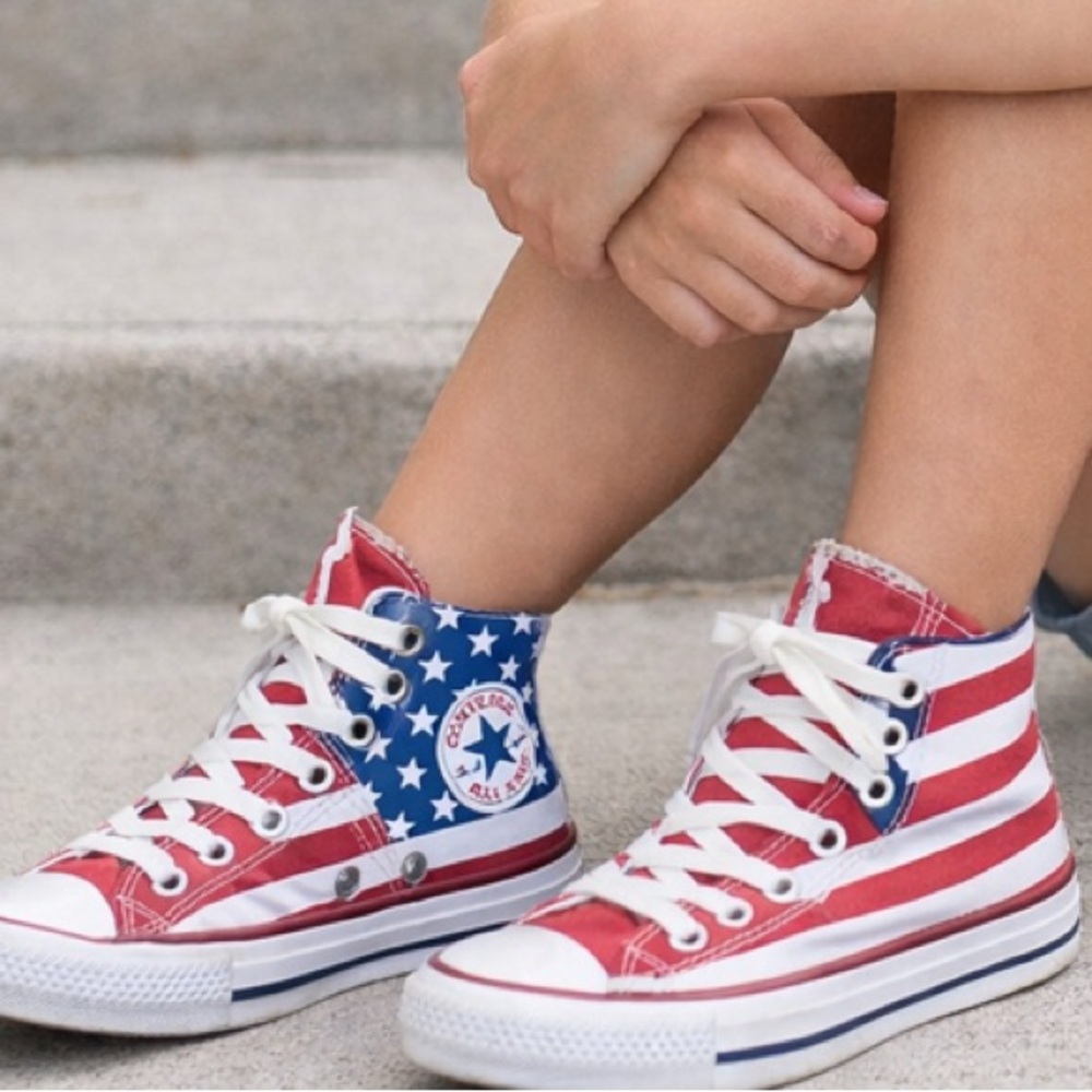 Converse Chuck Taylor All Star High Top Sneakers Kids USA Flag size 13